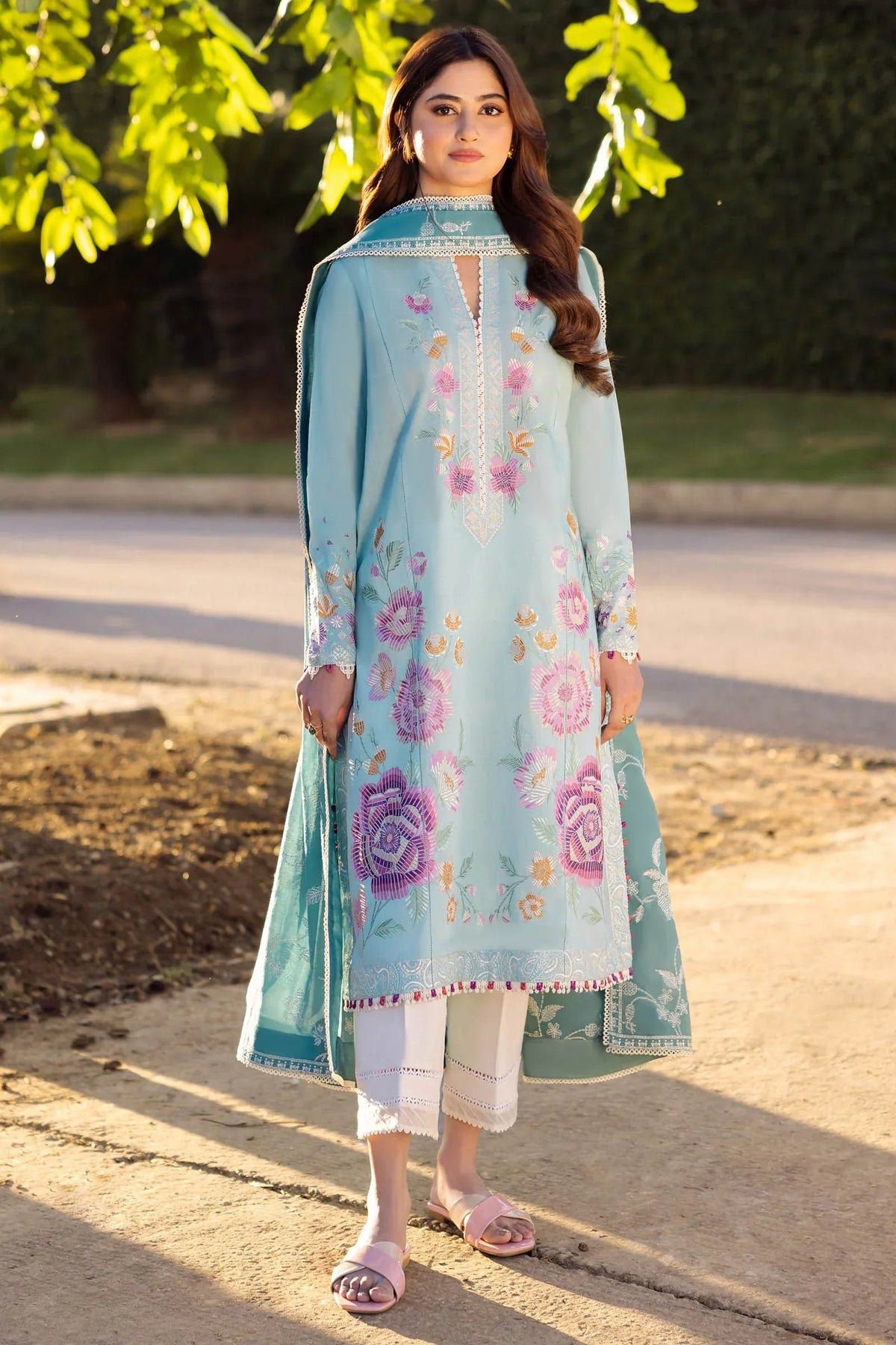 ZAHA - 3PC LAWN EMBROIDERED SHIRT WITH DIAMOND PRINTED DUPATTA AND TROUSER - RB11072