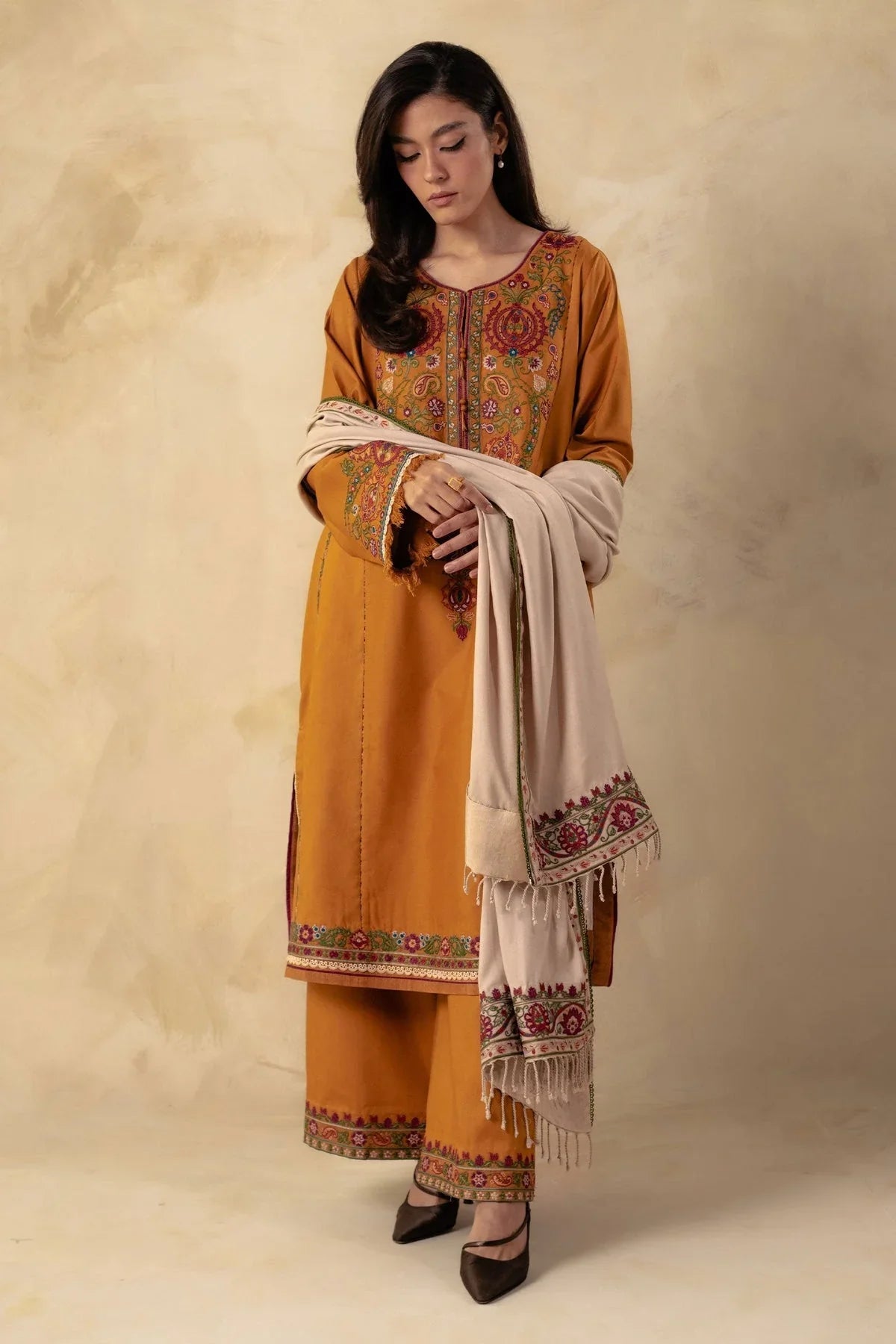 ZARA SHAH JAHAN - 3PC DHANAK EMBROIDERED SHIRT WITH DHANAK EMBROIDERED SHAWL AND TROUSER