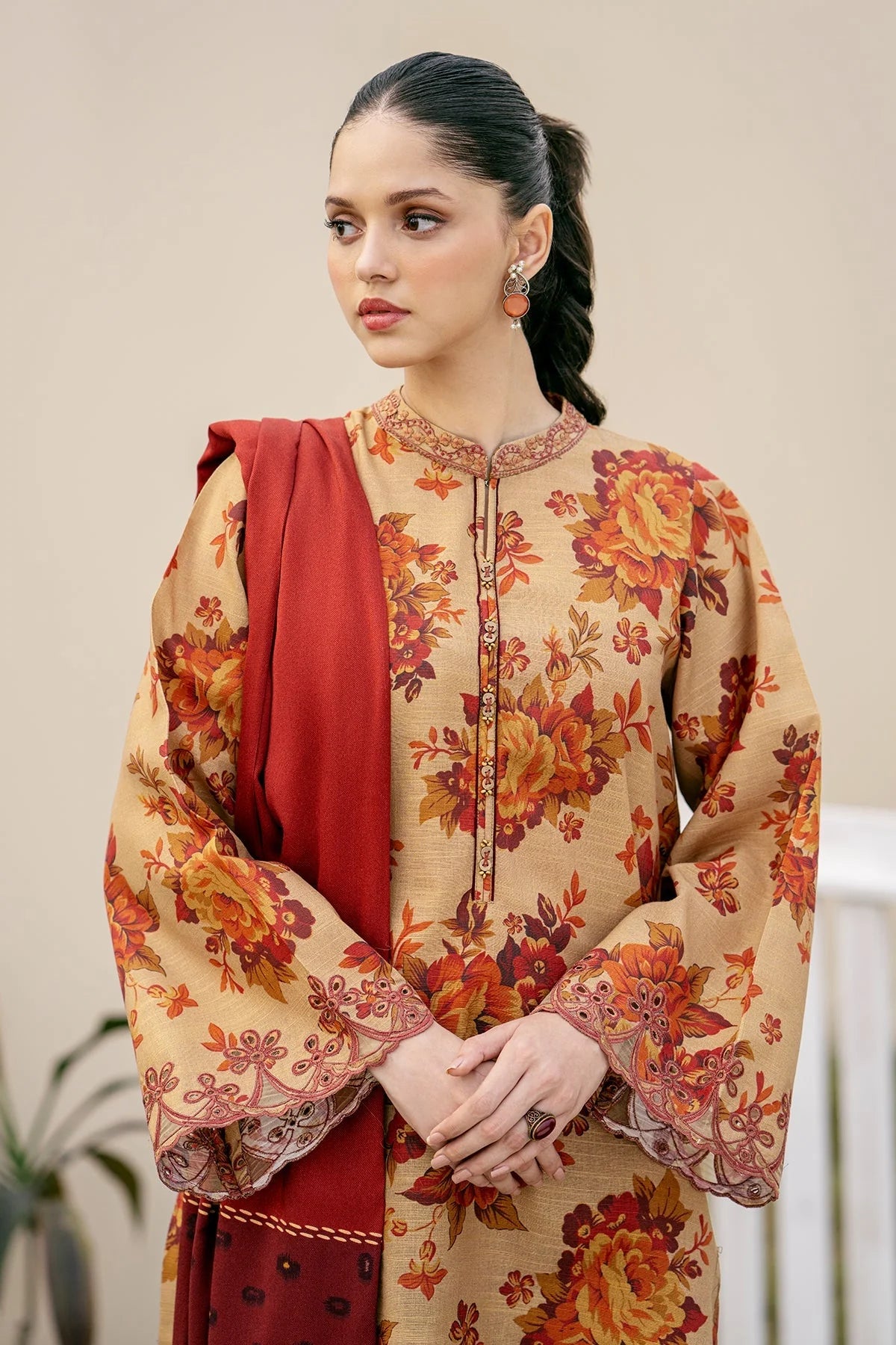 BAROQUE - 3PC KHADDAR PRINTED SHIRT WITH KHADDAR PRINTED DUPATTA AND TROUSER