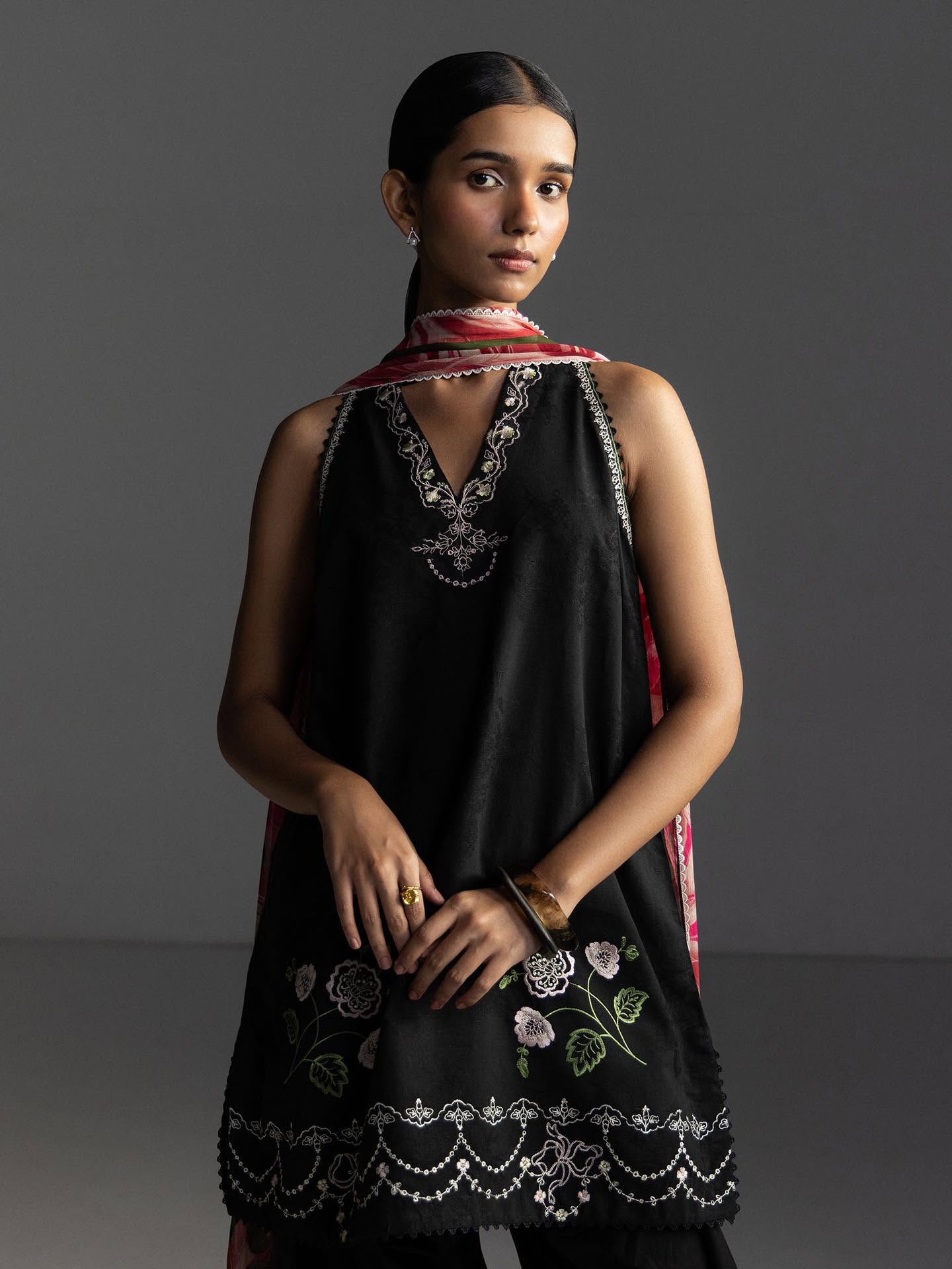 ZARA SHAHJAHAN - 3PC EMBROIDERED SHIRT WITH CHIFFON DUPATTA AND TROUSER - RB11211