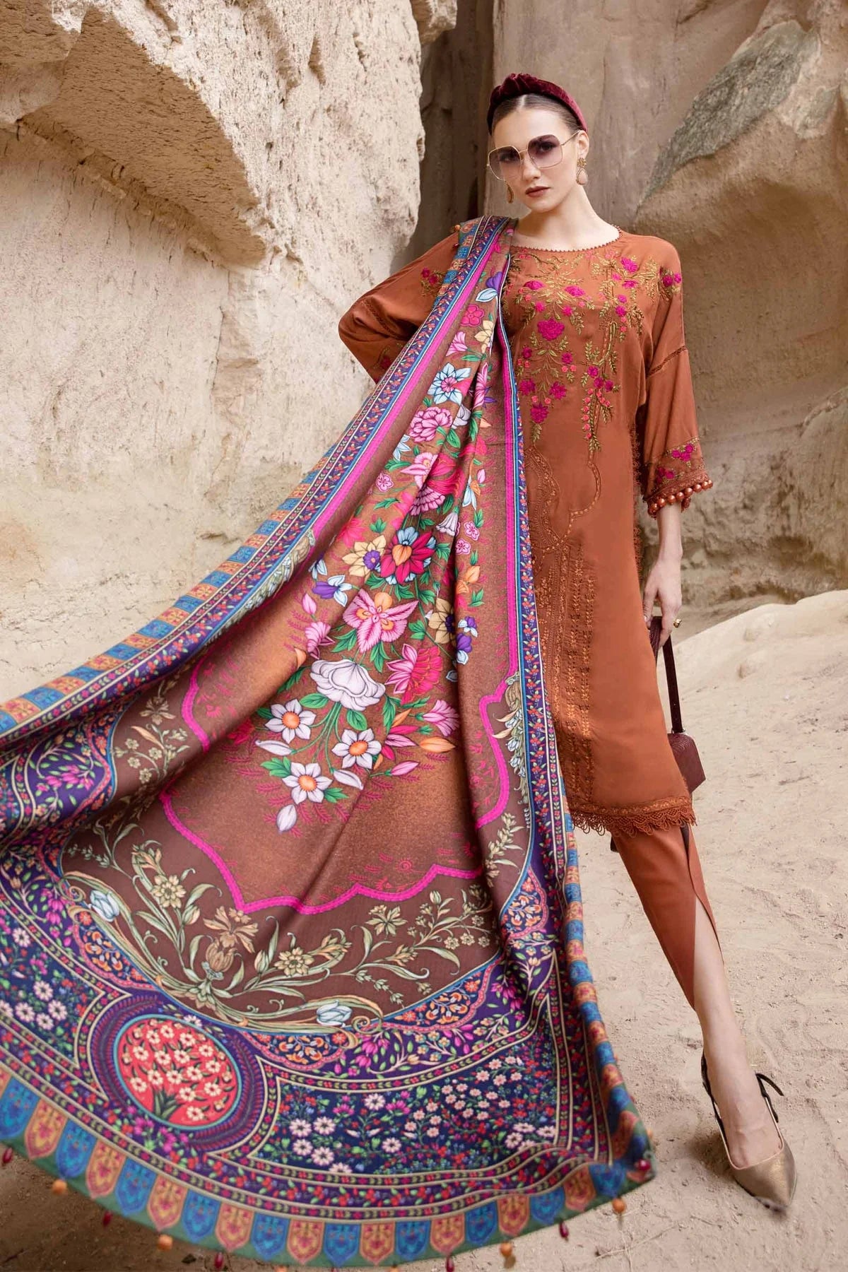 MARIA B - 3PC LAWN EMBROIDERED SHIRT WITH PRINTED LAWN DUPATTA AND TROUSER - RB11043