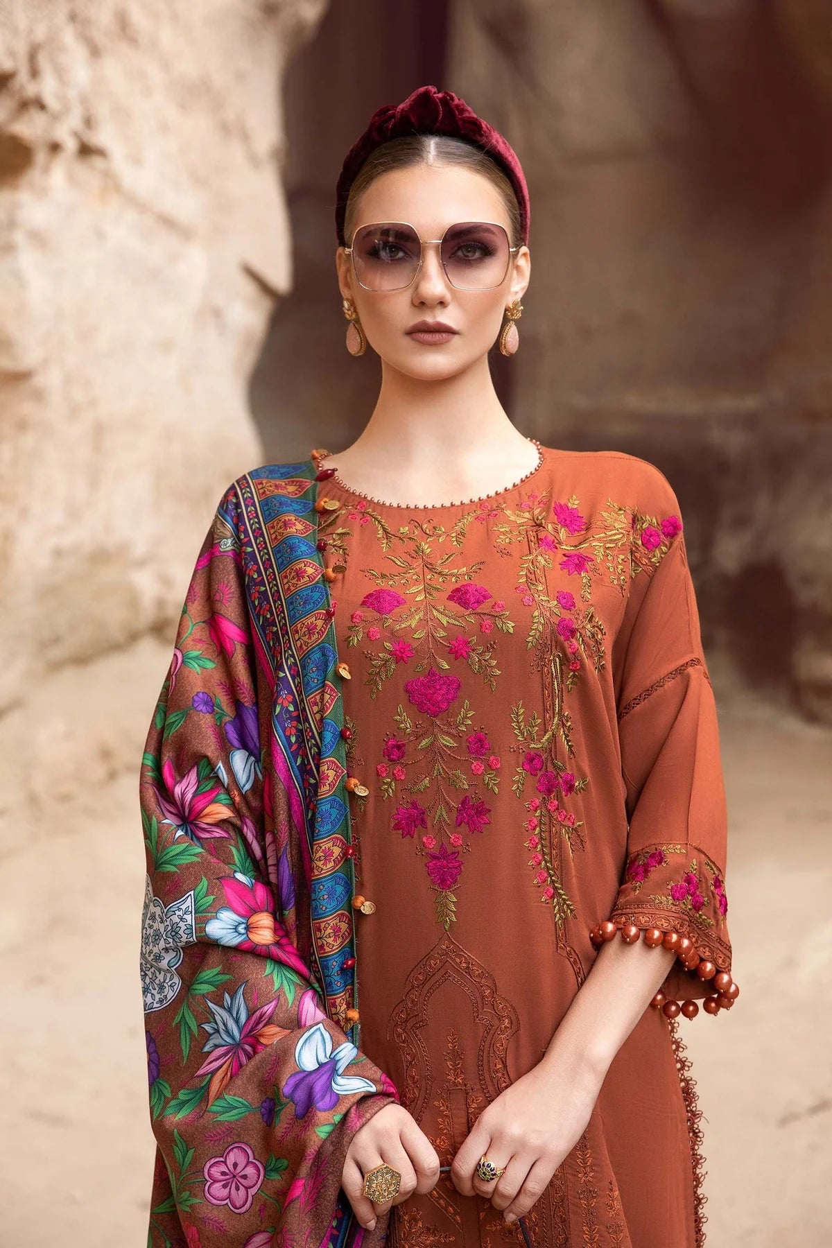 MARIA B - 3PC LAWN EMBROIDERED SHIRT WITH PRINTED LAWN DUPATTA AND TROUSER - RB11043