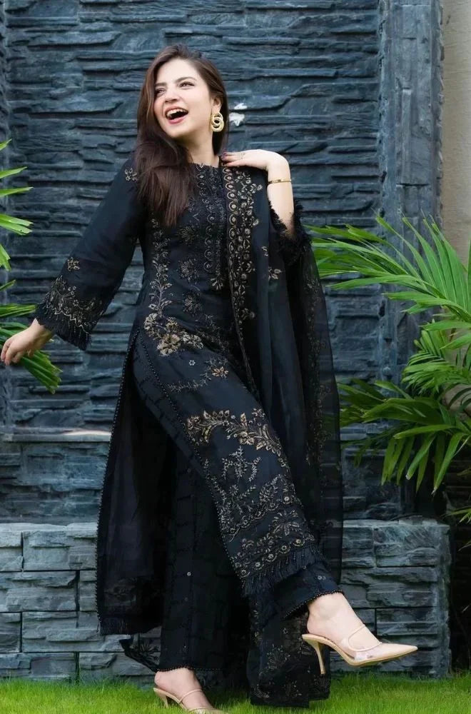 DANANEER - 3PC DHANAK EMBROIDERED SHIRT WITH ORGANZA EMBROIDERED DUPATTA AND TROUSER - RB11257