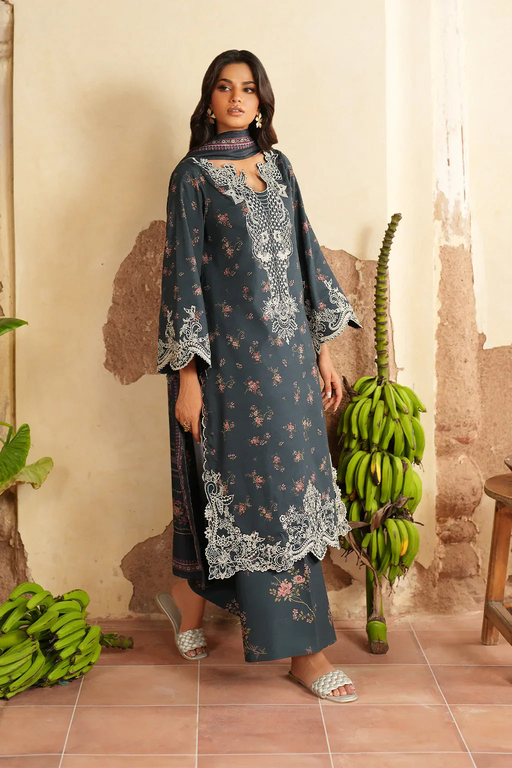 IZNIK - 3PC PRINTED SHIRT WITH PATCHES AND CHIFFON DUPATA AND TROUSER - RB11170