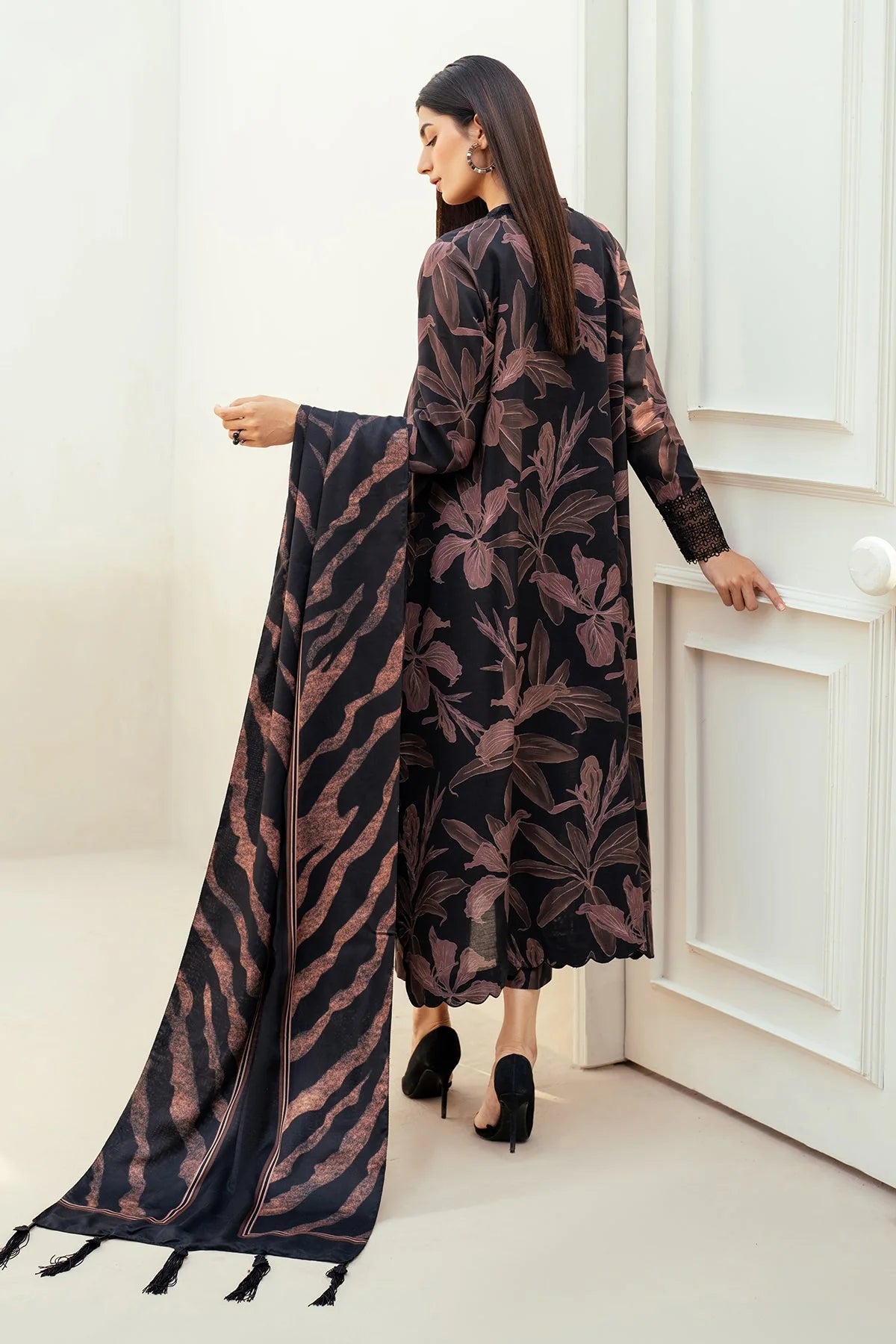 BAROQUE - 3PC PRINTED SHIRT WITH PATCHES AND CHIFFON DUPATA AND TROUSER - RB11171