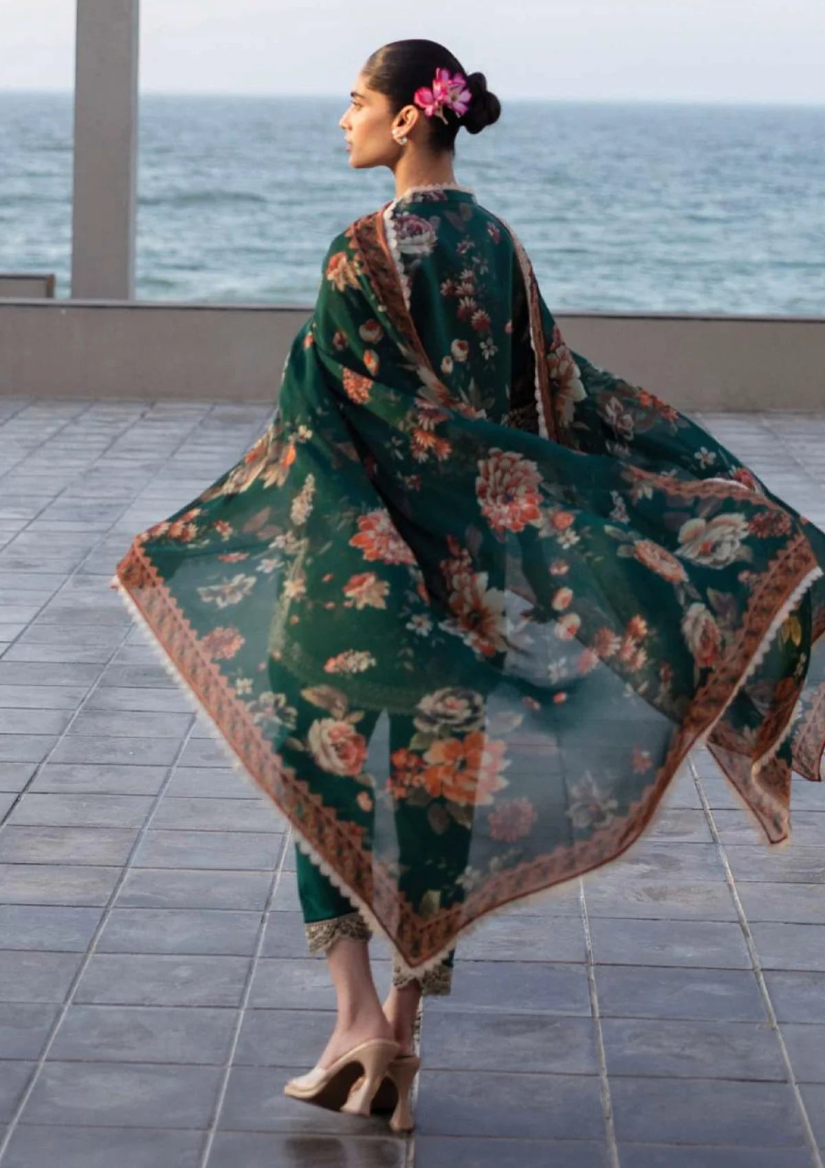 ZAINAB CHOTTANI - 3PC PRINTED SHIRT WITH PATCHES AND CHIFFON DUPATA AND TROUSER - RB11173
