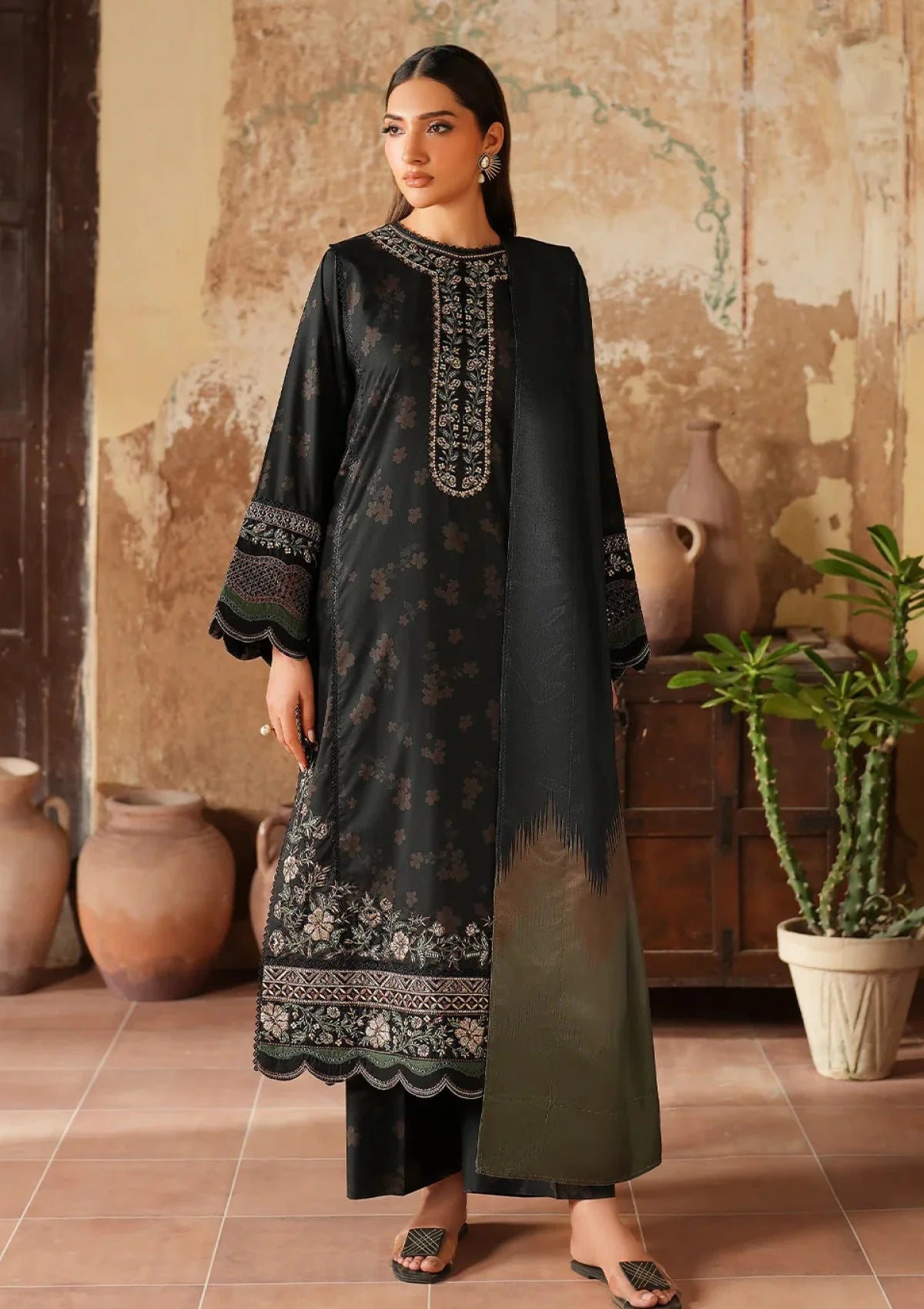 IZNIK - 3PC PRINTED SHIRT WITH PATCHES AND CHIFFON DUPATA AND TROUSER - RB11176