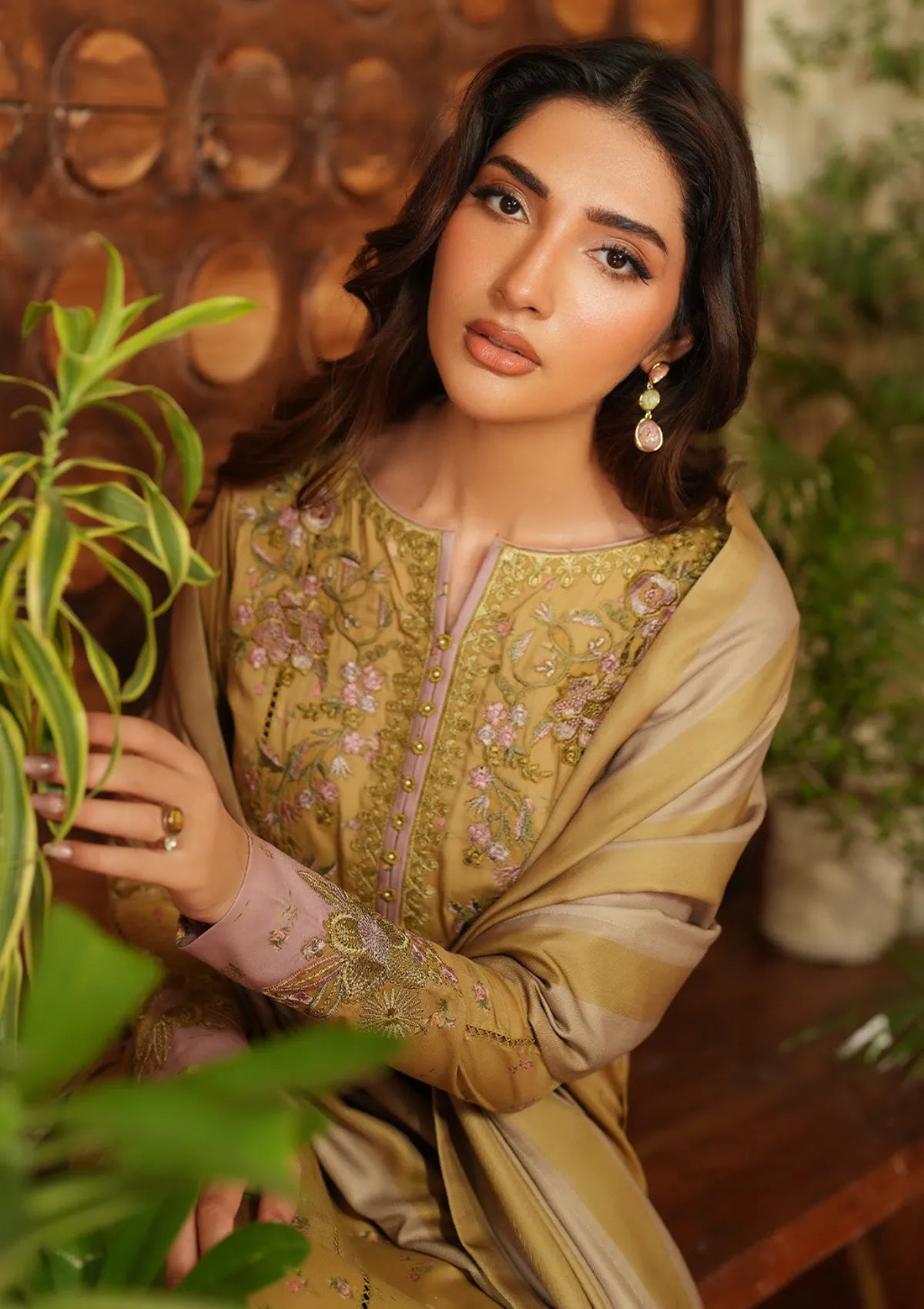 IZNIK - 3PC PRINTED SHIRT WITH PATCHES AND CHIFFON DUPATA AND TROUSER - RB11175