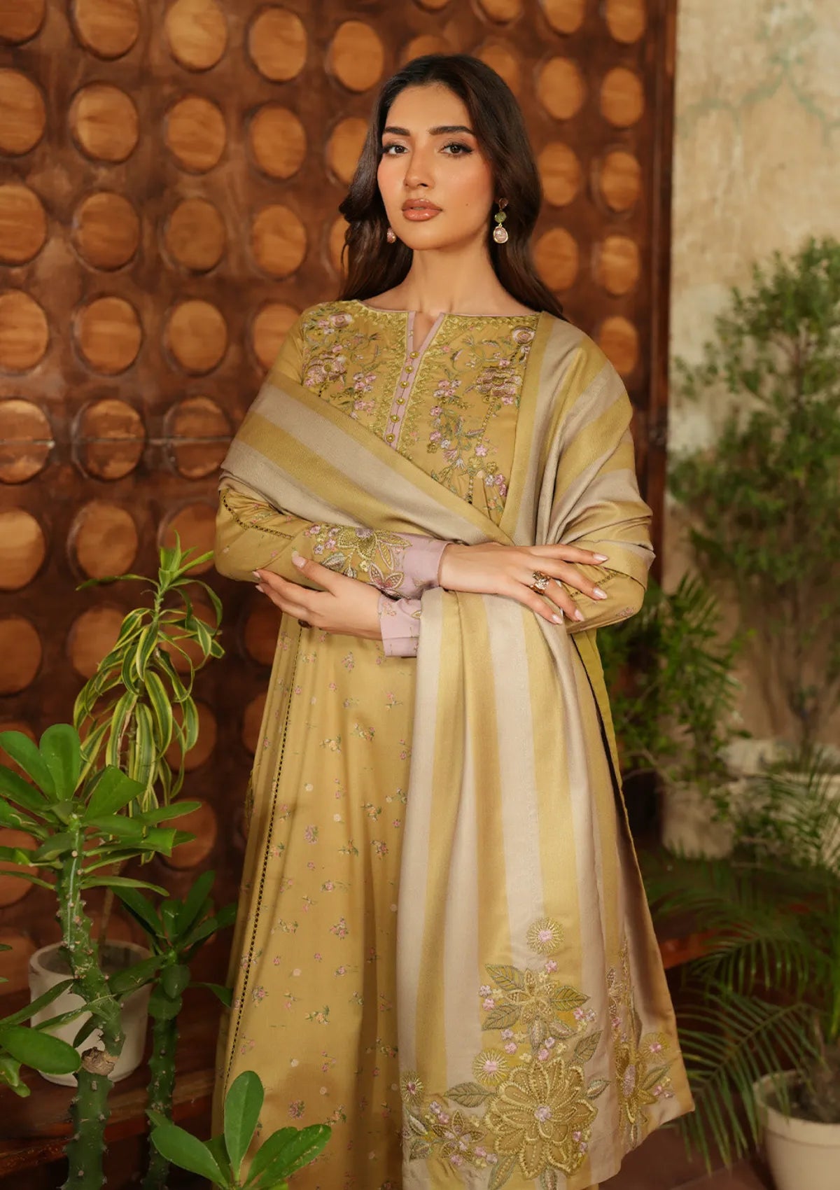 IZNIK - 3PC PRINTED SHIRT WITH PATCHES AND CHIFFON DUPATA AND TROUSER - RB11175