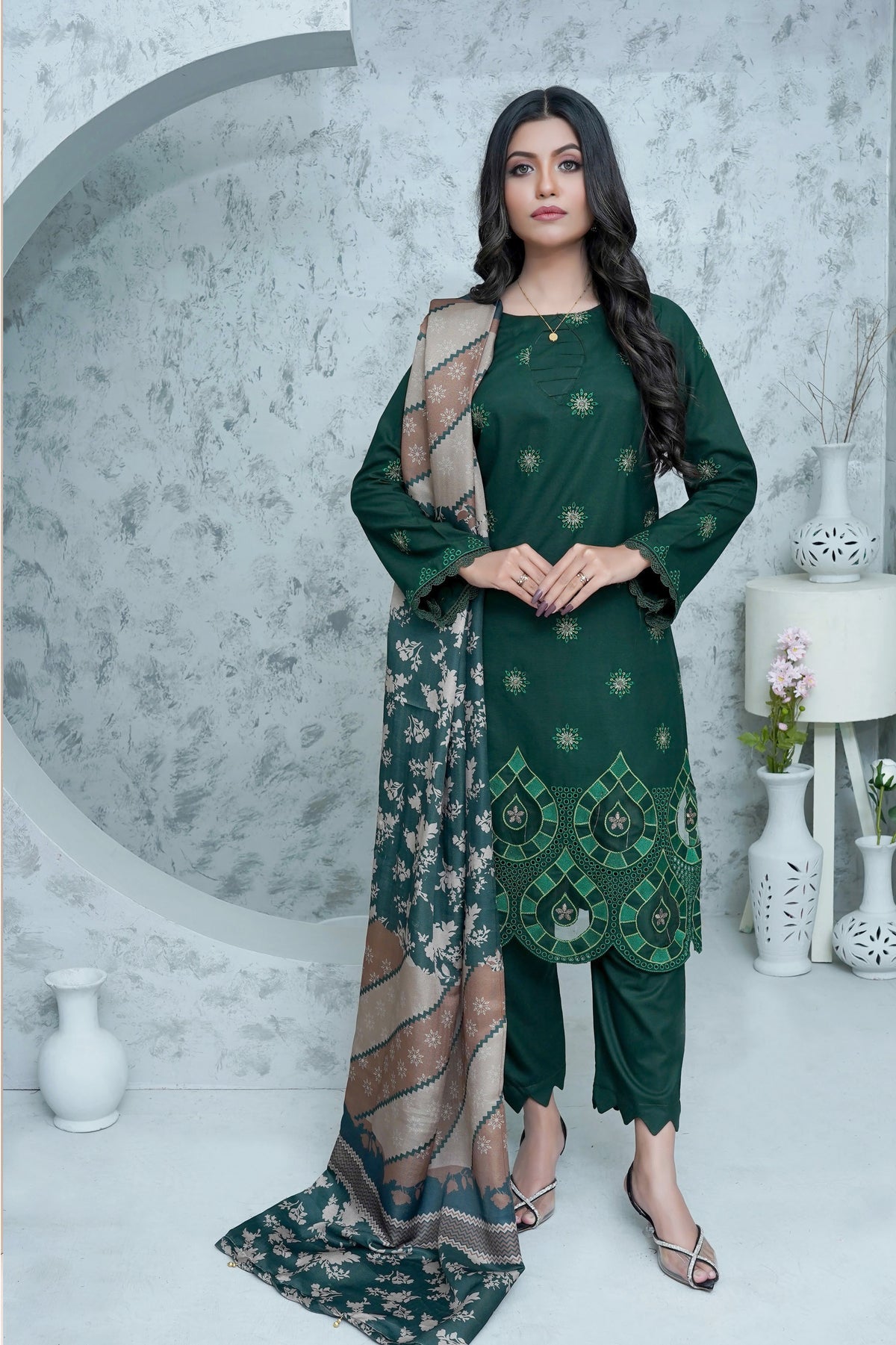 BAKHIYA - 3PC DHANAK EMBROIDERED LASER CUTTING SHIRT WITH PASHMINA SHAWL AND TROUSER - RB11112